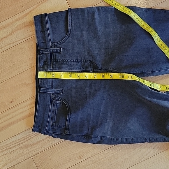 Madewell distressed Curvy High-rise Skinny Jean - Picture 14 of 15